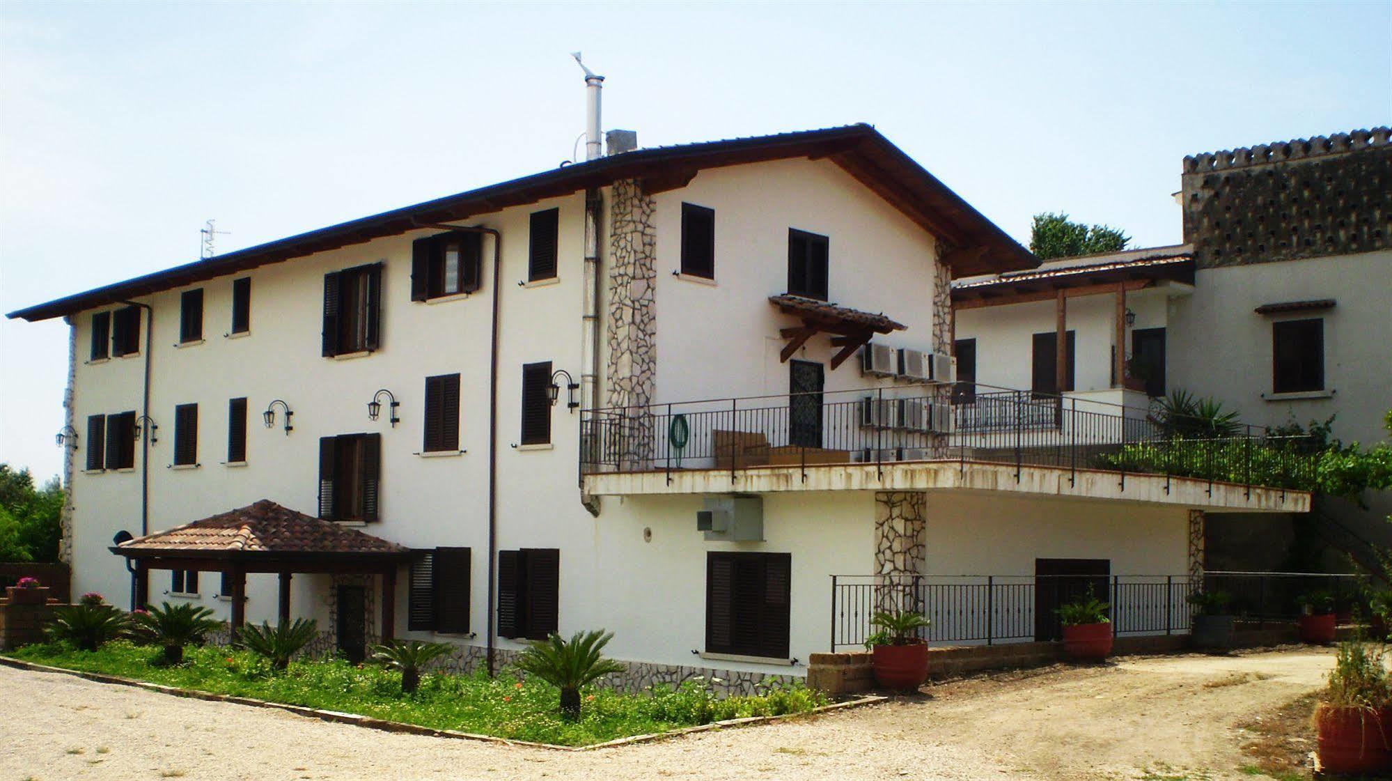 Agriturismo La Colombaia Capua Exterior photo